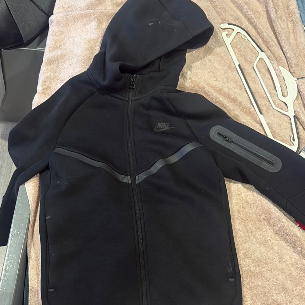 Nike Black Full-Zip Hooded Jacket